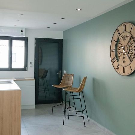 Studio Meuble Avec Terrasse Port-de-Bouc Εξωτερικό φωτογραφία