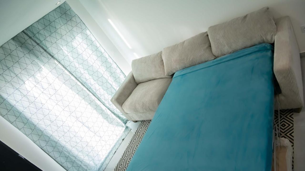 Studio Meuble Avec Terrasse Port-de-Bouc Εξωτερικό φωτογραφία